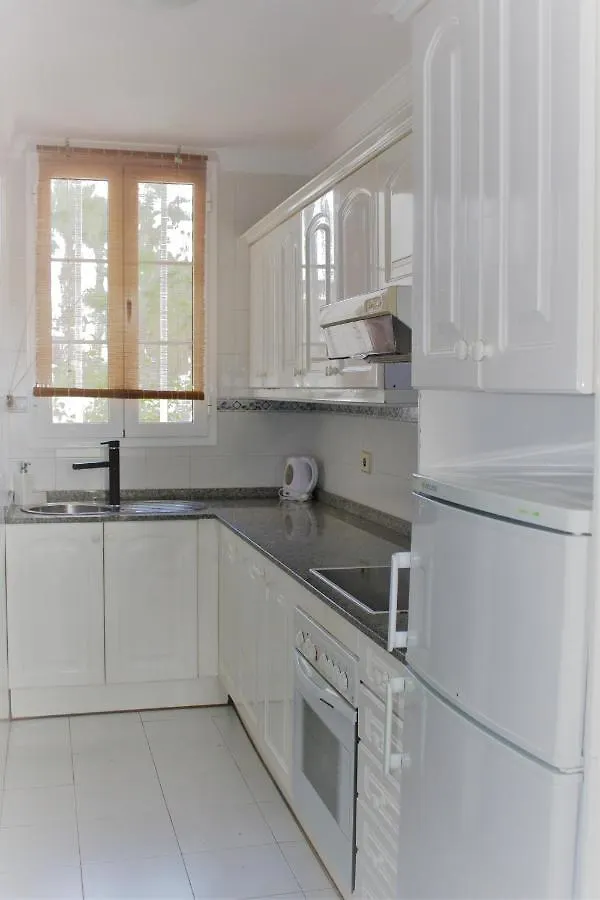 Villa Luna Suite Tias